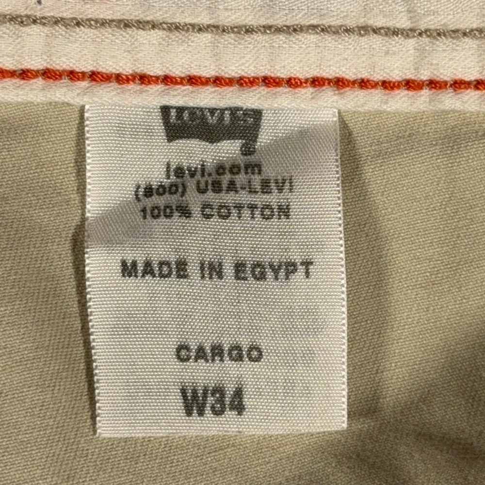 Vintage Levis Cargo Shorts Mens 34 Brown Cotton Khaki Tan Utility Baggy Y2K